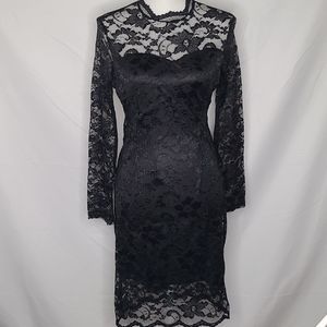 Stanzino Fitted Sheer Lace Top, Lining on Middle to About Knee Lace Overlay sz M